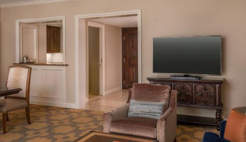 Mission Suite, 1 Bedroom Suite, River Side view