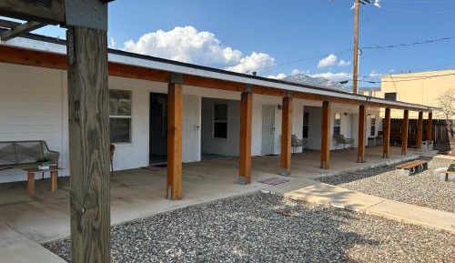 One-Bedroom Apartment - Non-Smoking
