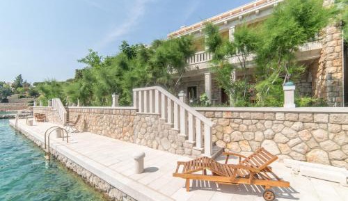 Apartment - Split Level