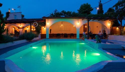 Triple Room with Pool View