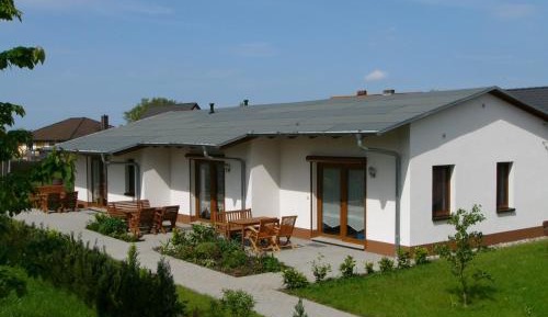 One-Bedroom Apartment with Terrace