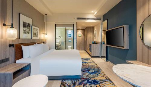 Studio Suite with 15% discount on Food & Beverage , 20% discount on laundry and 2+1 offer on selected IMFL brands from 11am to 11pm and Evening Tea coffee session