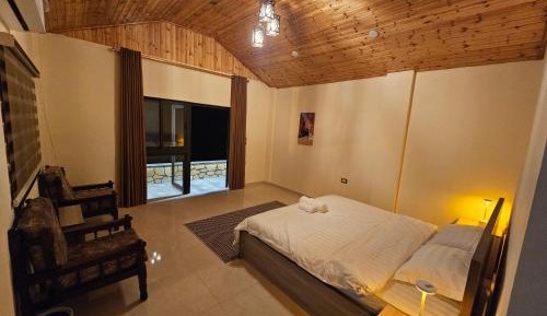 Double Room with Mountain View