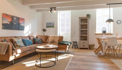 Apartment with Terrace