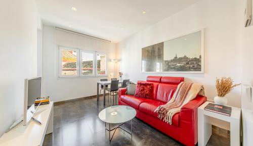 One-Bedroom Apartment with Sofa Bed