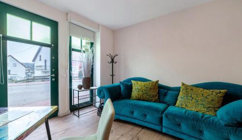 Superior One-Bedroom Apartment