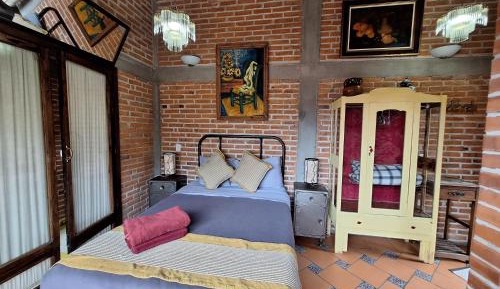 Studio with Terrace