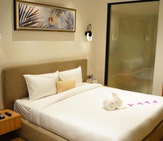 Superior King Room