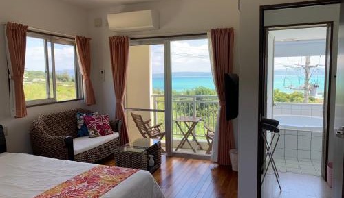 Standard Twin Room with Sea View