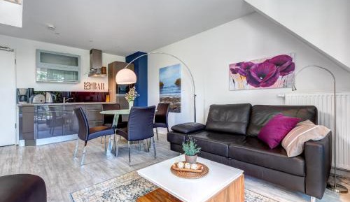 Apartment with Balcony