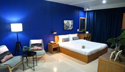Deluxe King Room
