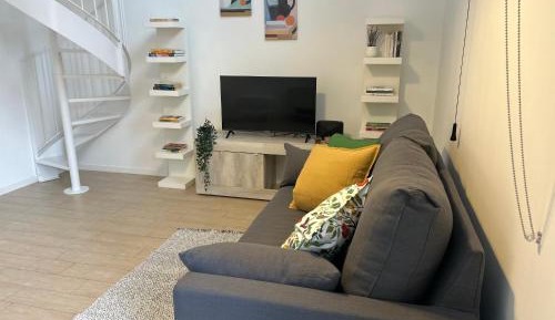 One-Bedroom Apartment - Non-Smoking