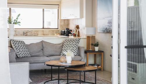 Three-Bedroom Deluxe Apartment