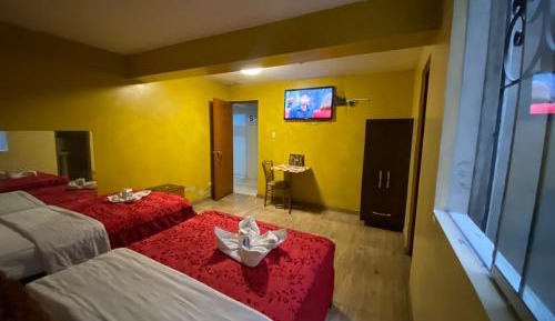 Deluxe Double Room (2 Adults + 1 Child)