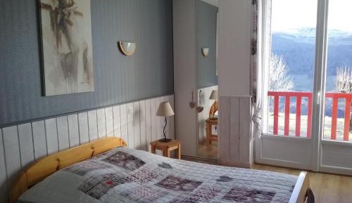 Double Room with Mountain View