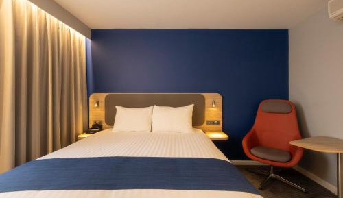 Standard Double Room with Free Hot Breakfast