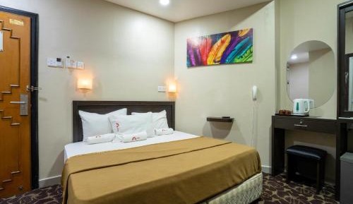 Deluxe Family Room