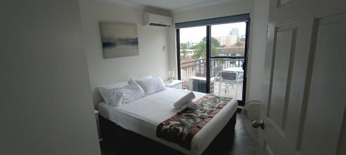 Family Apartment with Balcony