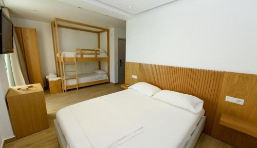 Standard Quadruple Room