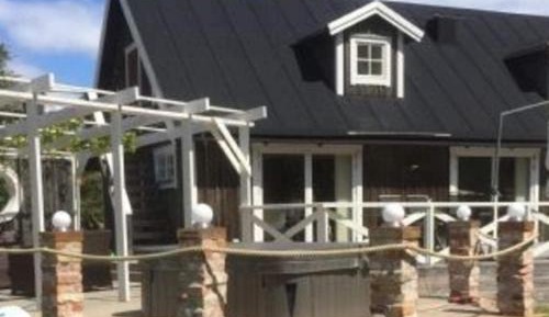 One-Bedroom Vacation Home