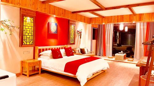 King Room with Mountain View