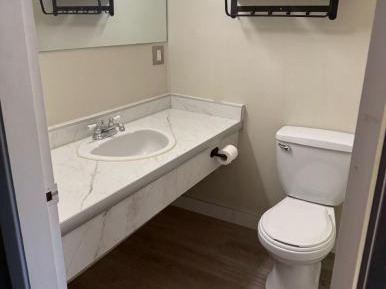 Queen Room with Sofa Bed - Non-Smoking