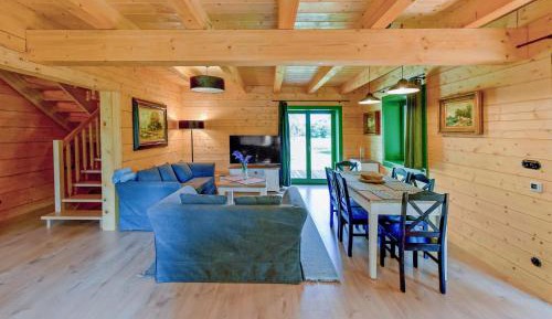 Four-Bedroom Holiday Home