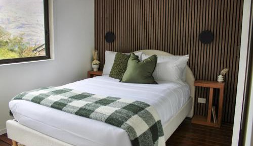 Double Room with Mountain View