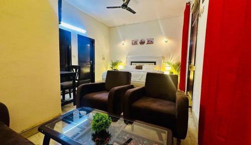 King Suite with Balcony