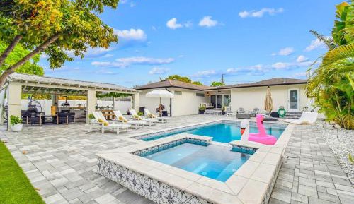 Four-Bedroom Holiday Home