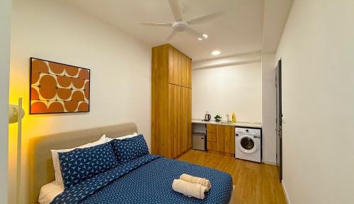 Studio Apartment with One Double Bed