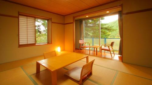Japanese-Style Quadruple Room