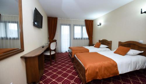 Two-Bedroom Suite