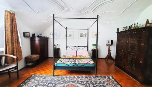 Triple Room with Shared Bathroom
