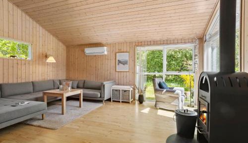 Four-Bedroom Holiday Home