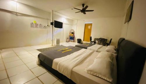 Double Room with Private Bathroom