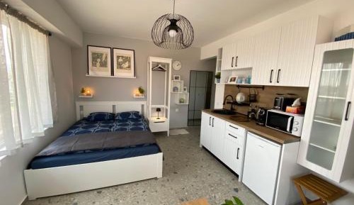 Studio with Sofa Bed