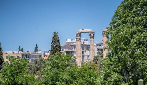 Three-Bedroom Apartment with View