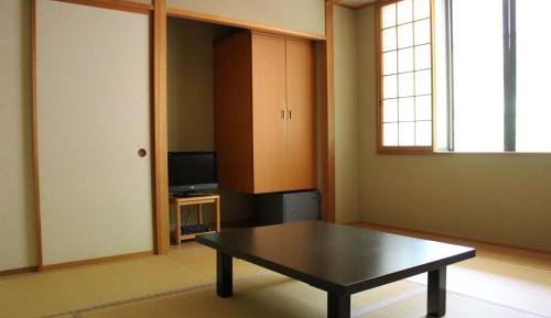 Japanese-Style Room