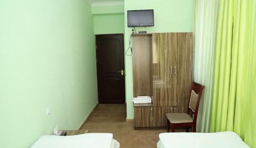 Twin Room with View