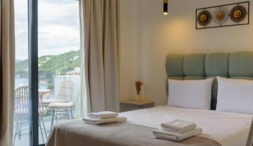 Two-Bedroom Apartment with Balcony and Sea View