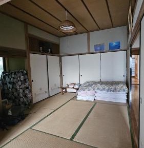 Japanese-Style Room