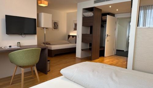 Triple Room with Bathroom