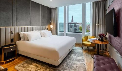 Superior Double or Twin Room with City View