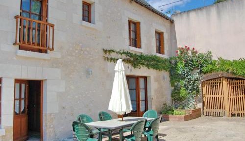 Holiday Home (6 Adults)