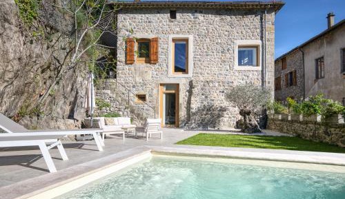 Three-Bedroom Townhouse