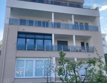One-Bedroom Apartment with Terrace