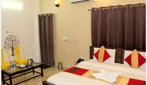 Deluxe King Room