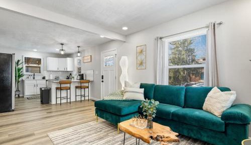 Three-Bedroom Holiday Home 