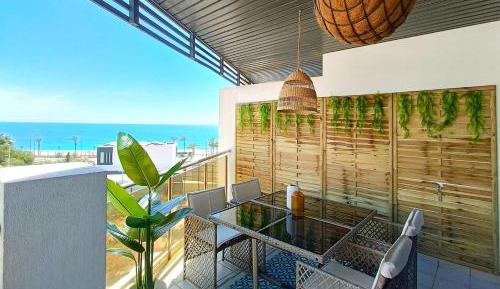 Two-Bedroom Apartment with Terrace and Sea View